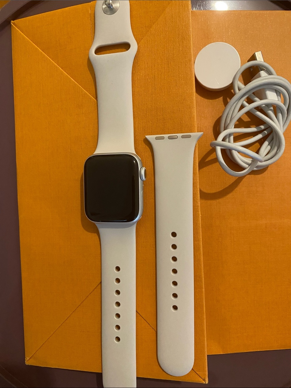 Apple Watch Series 5 40mm(89% Maximum Capacity)